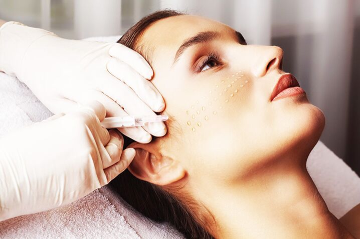 Biorevitalizácia je jednou z účinných metód omladenia pokožky tváre